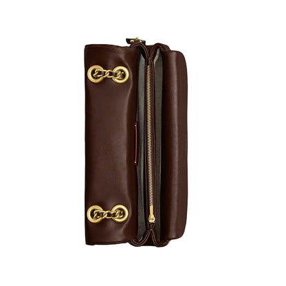 Tabby Schultertasche 26 mit Pillow-Steppung – Messing/Maple